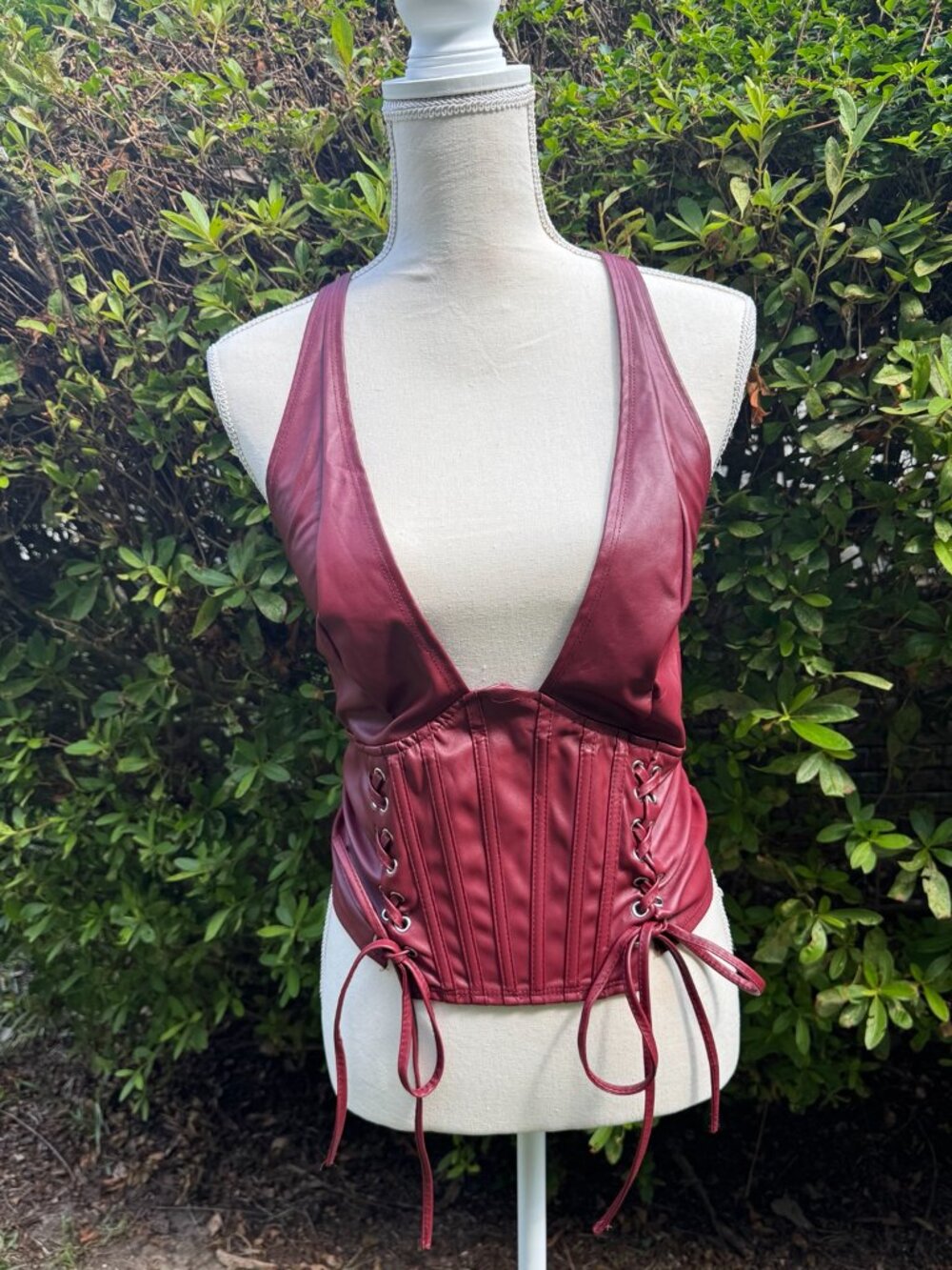 Women's 2XL Burgundy Faux Leather Corset Halter Top Lace Up - Picture 3 of 6
